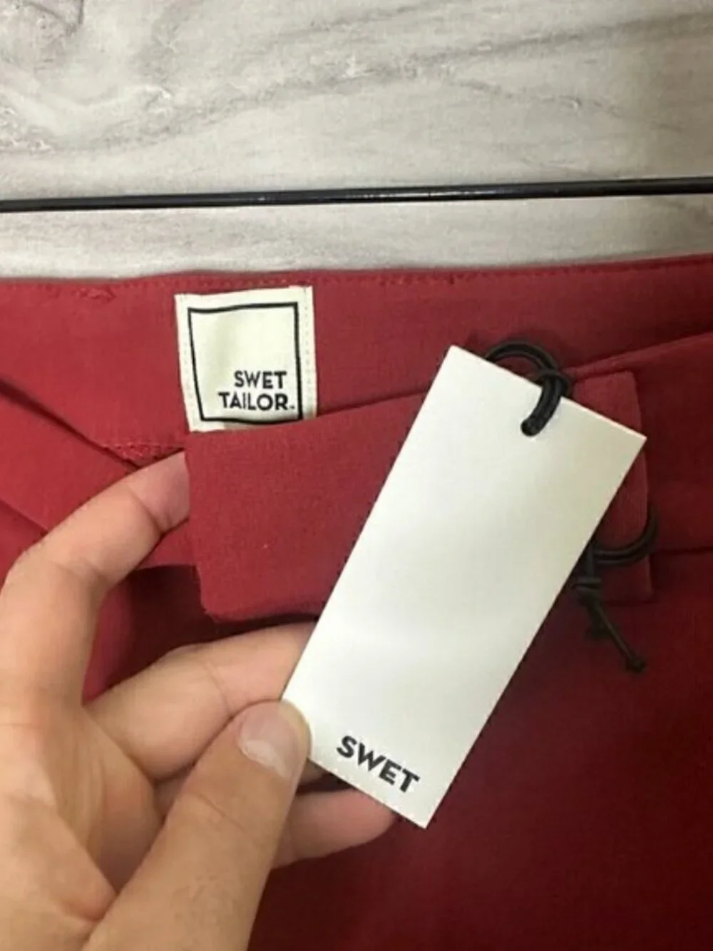 Swet Tailor Mens Red Wine 8 Inch Inseam Everyday Chino Shorts
